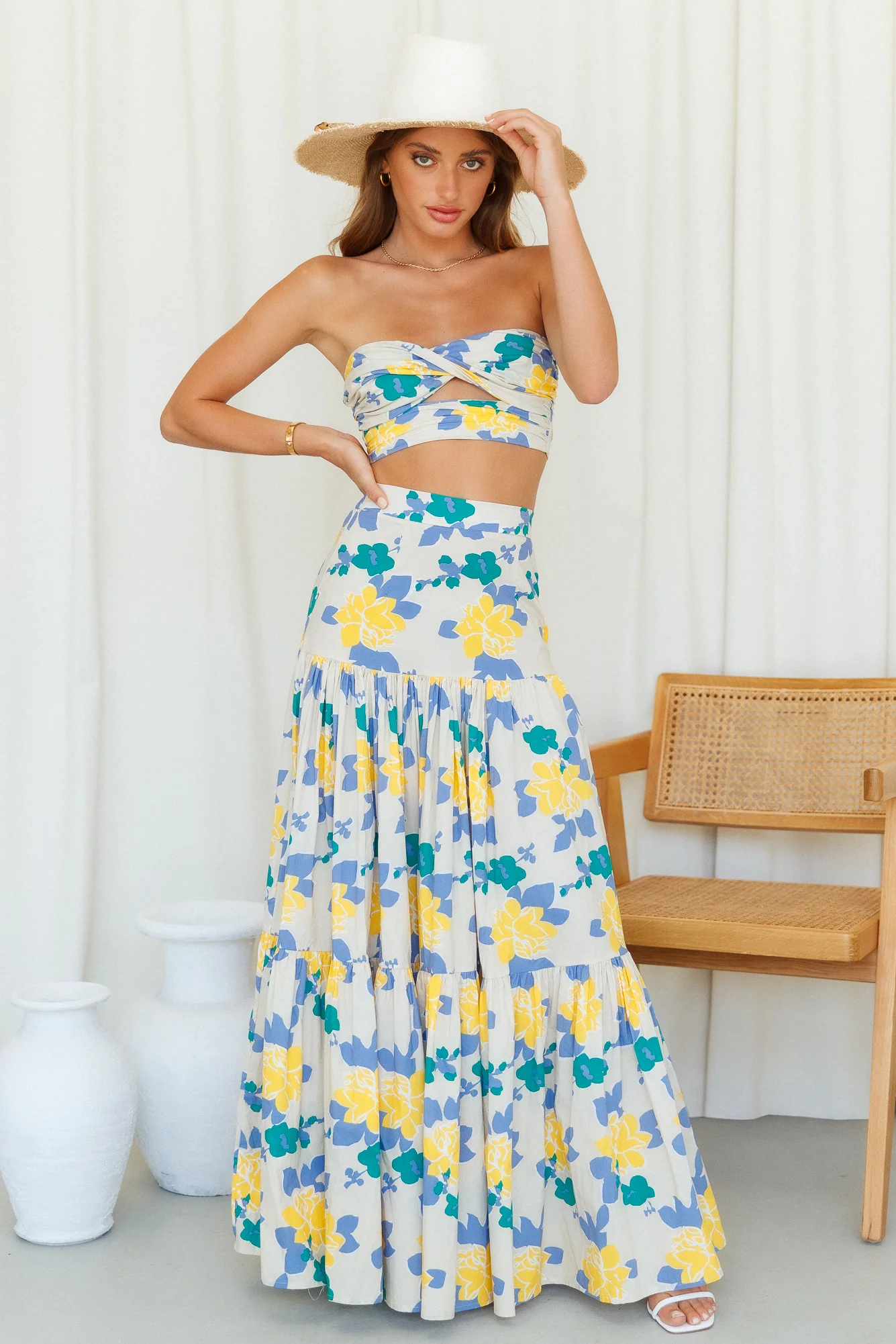 RUNAWAY Kaitlo Maxi Skirt Sand Floral
